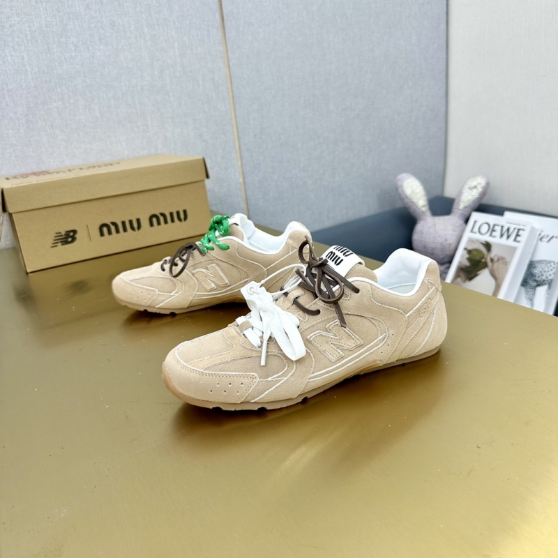 Miu Miu Casual Shoes